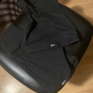 set active high neck sport body bra and matching biker shorts set